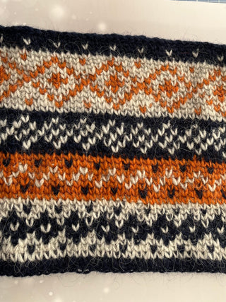 CROCHET COLORWORK WITH DOODLE DECKS