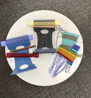 WEAVING WITH THE BOOM LOOM