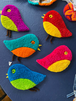 RUG TUFTING: TUFTED BIRD GROUP 1